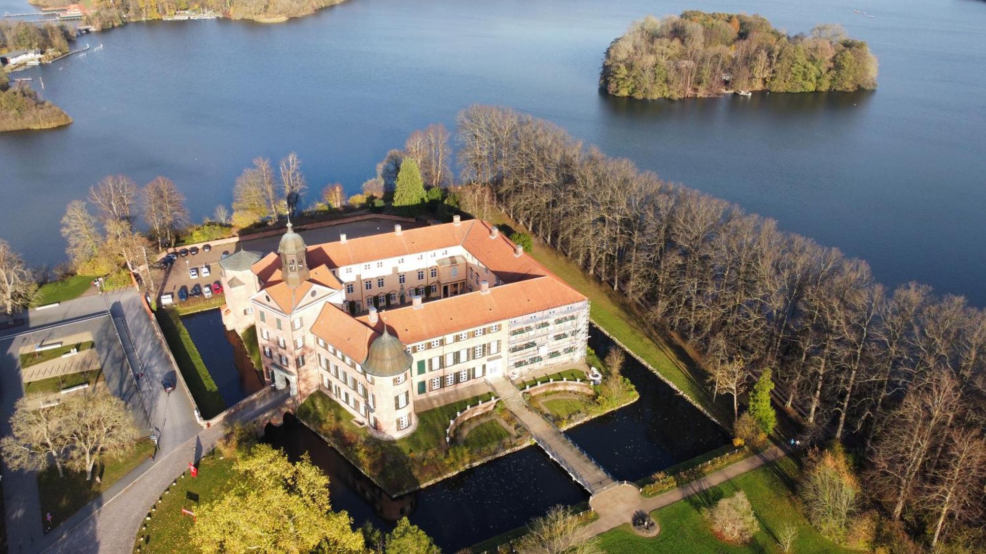 Kleines Ferienhaeuschen Im Garten Eutin Eksteriør billede
